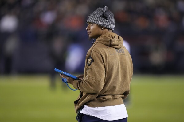 Nfl veterans deals hoodie bears